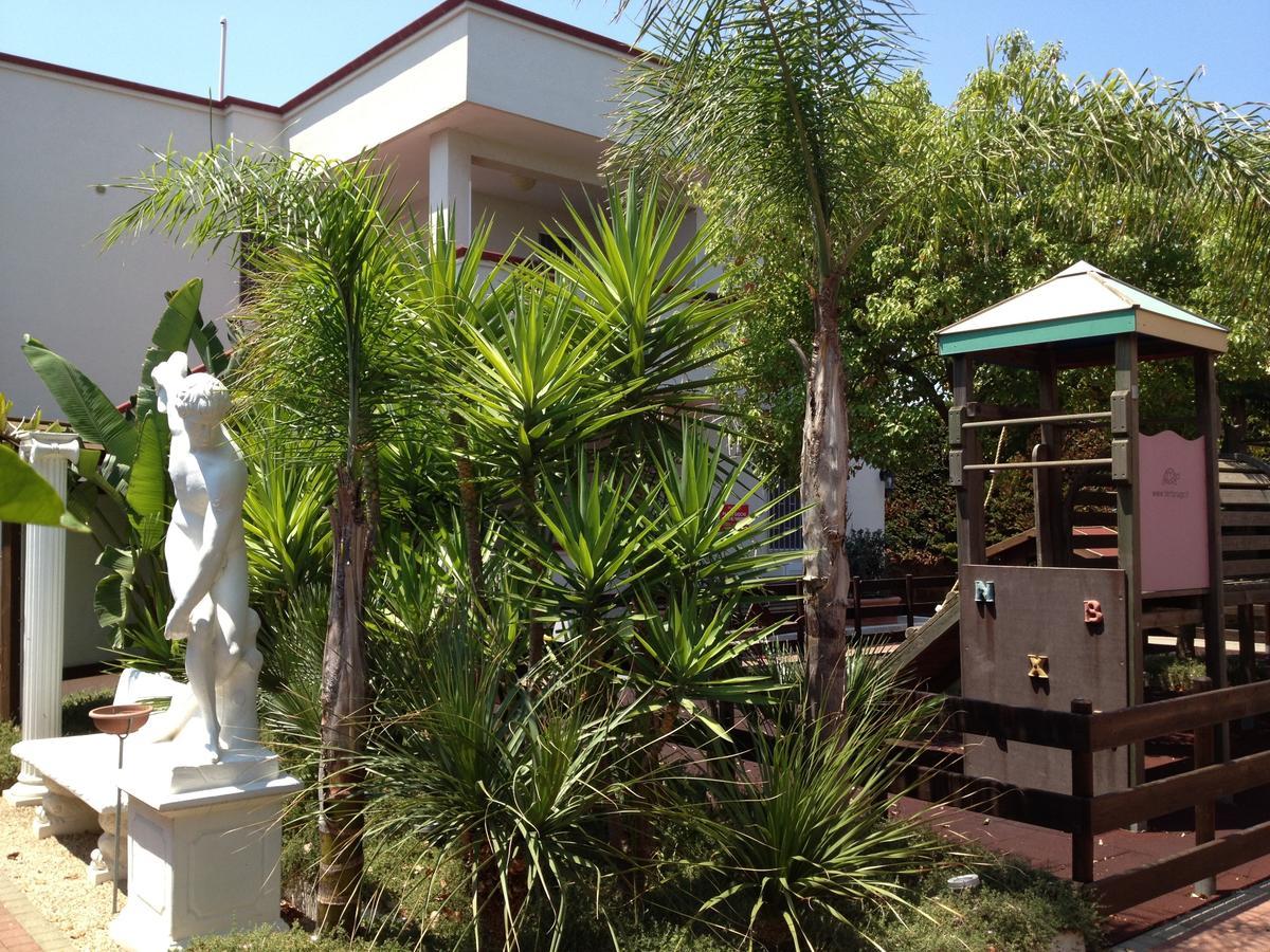 Residence Mezzaluna Carovigno Dış mekan fotoğraf