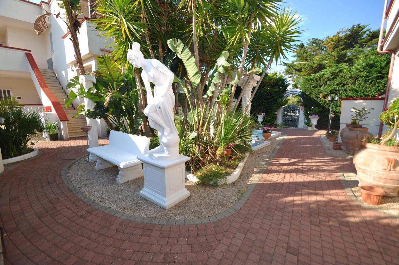 Residence Mezzaluna Carovigno Dış mekan fotoğraf