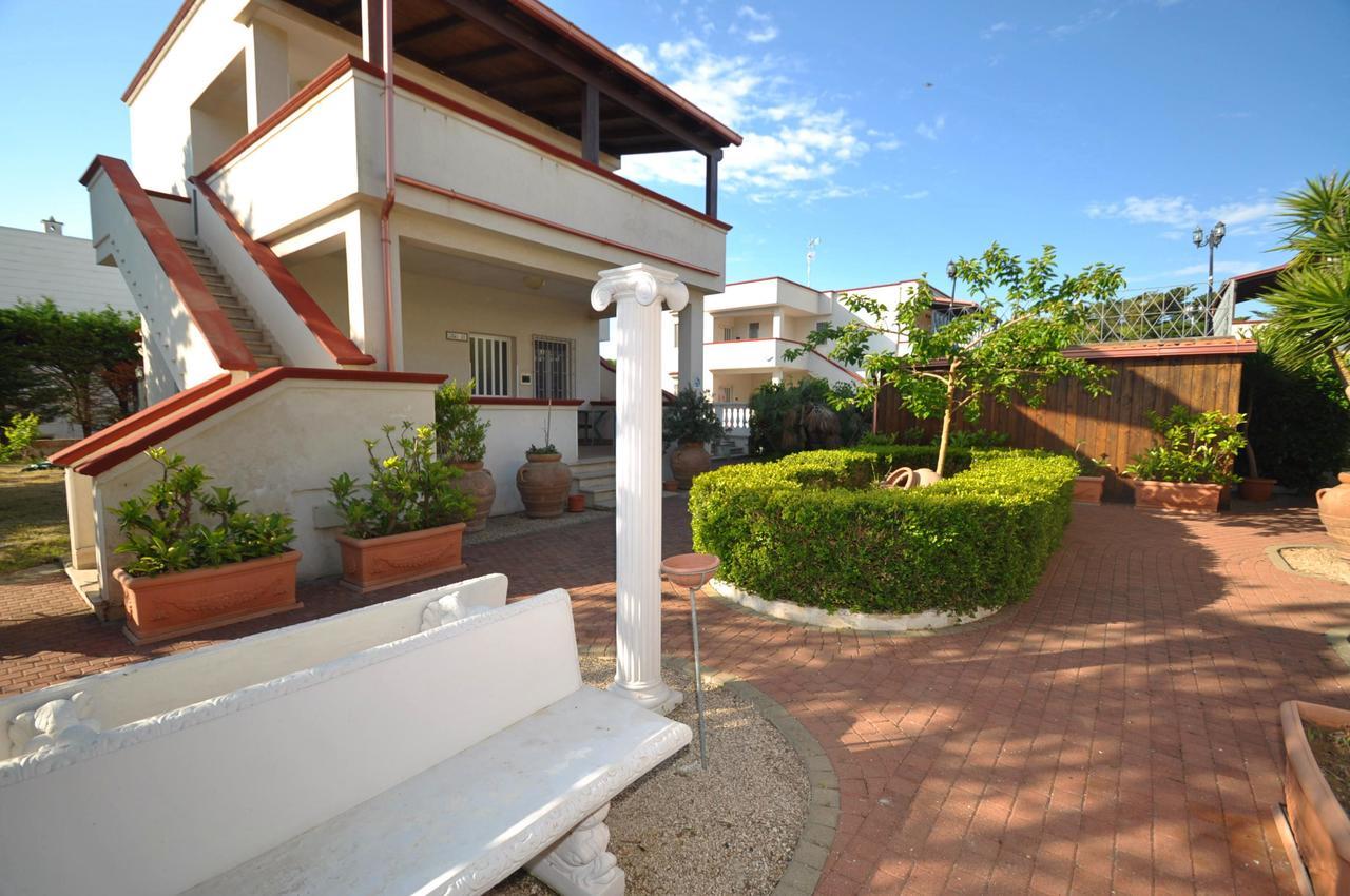 Residence Mezzaluna Carovigno Dış mekan fotoğraf